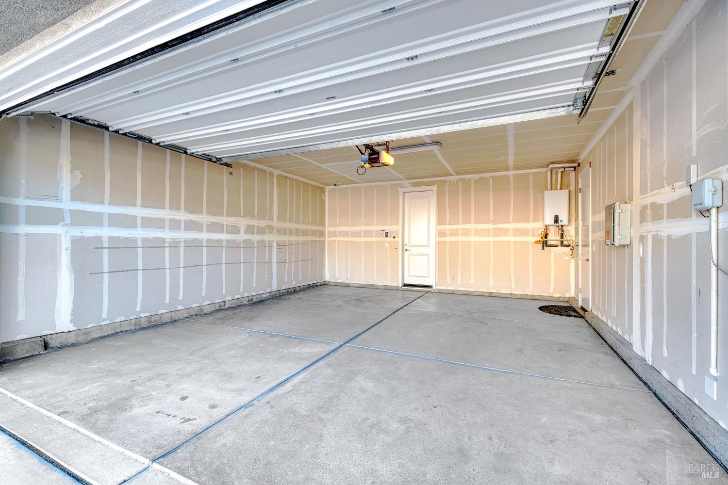 Detail Gallery Image 41 of 41 For 704 Granite Ln, Fairfield,  CA 94534 - 5 Beds | 3 Baths