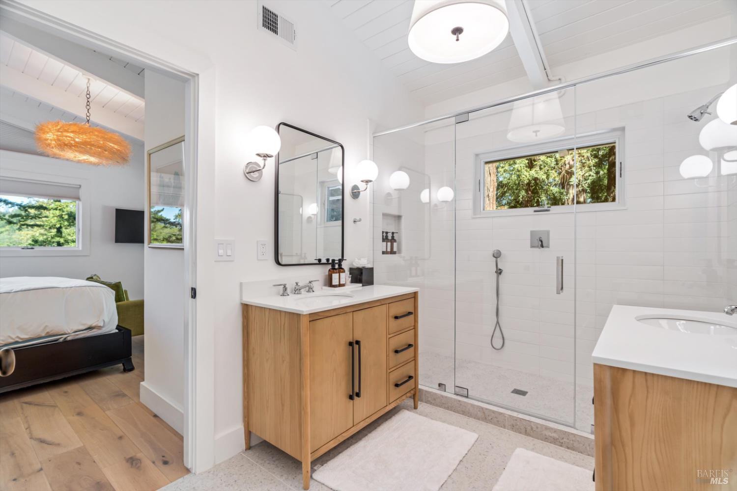 Detail Gallery Image 13 of 40 For 5144 Sharp Rd, Calistoga,  CA 94515 - 3 Beds | 4/1 Baths