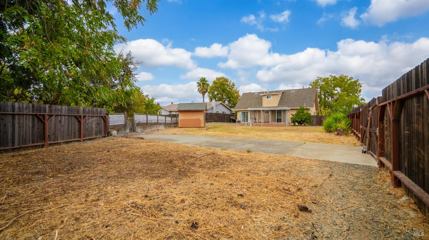 Detail Gallery Image 30 of 34 For 396 Beelard Dr, Vacaville,  CA 95687 - 3 Beds | 2 Baths