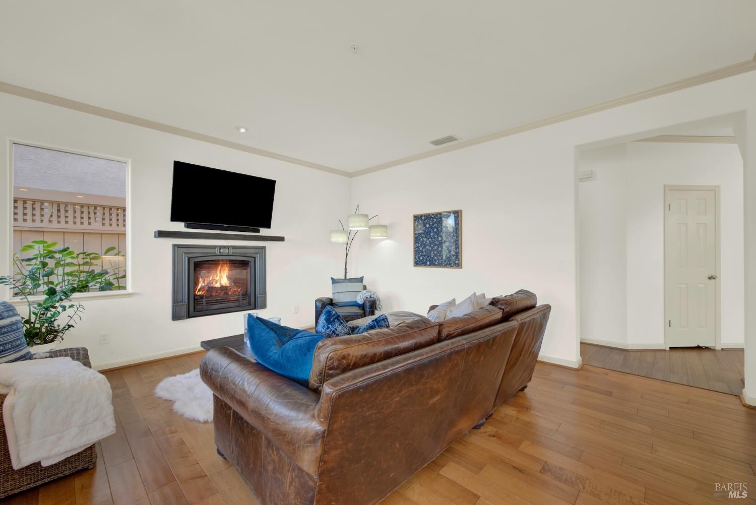 Detail Gallery Image 15 of 43 For 58 Sea Breeze Ct, Napa,  CA 94559 - 4 Beds | 2/1 Baths