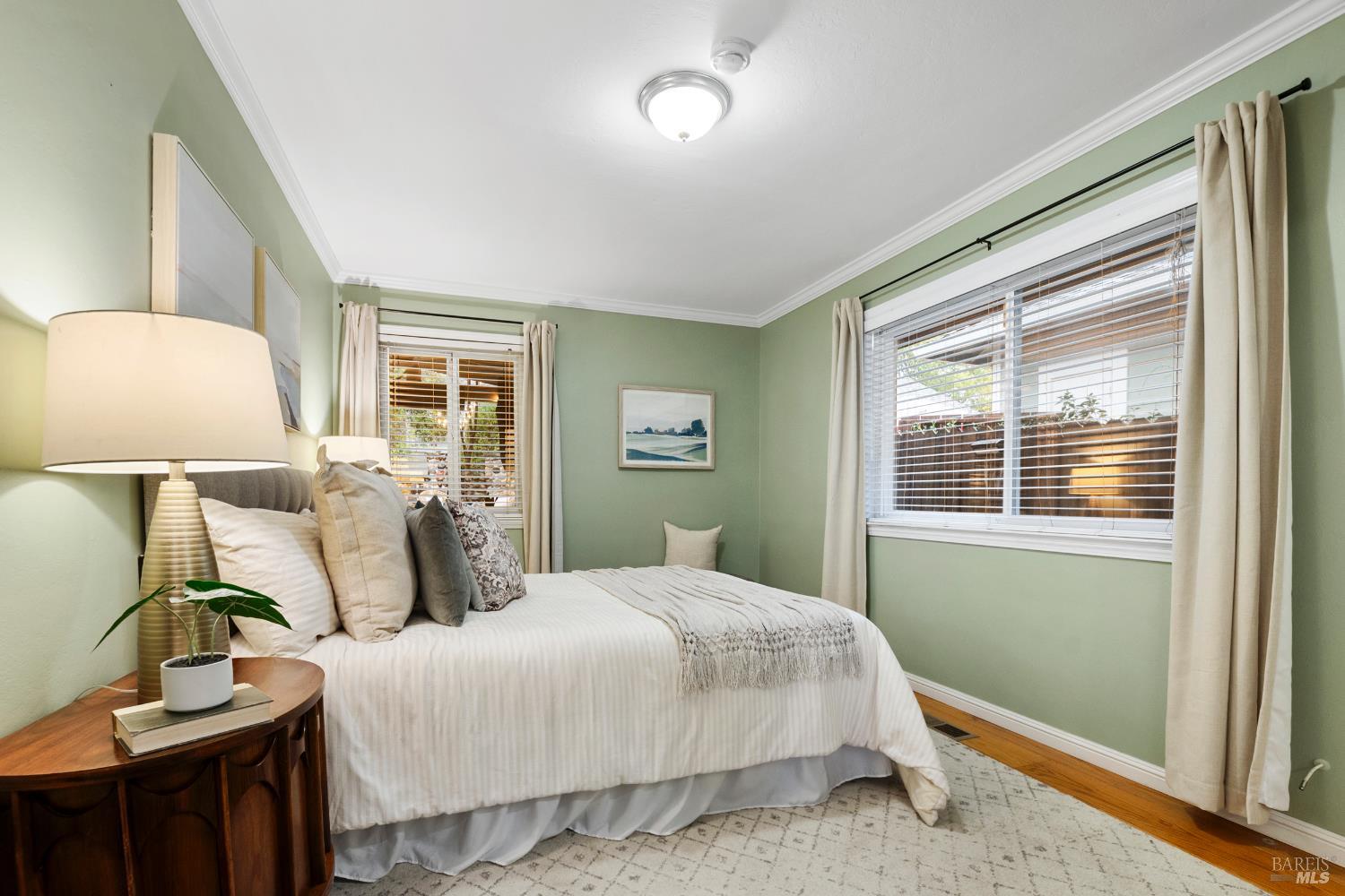 Detail Gallery Image 18 of 38 For 1212 East Ave, Napa,  CA 94559 - 2 Beds | 1 Baths