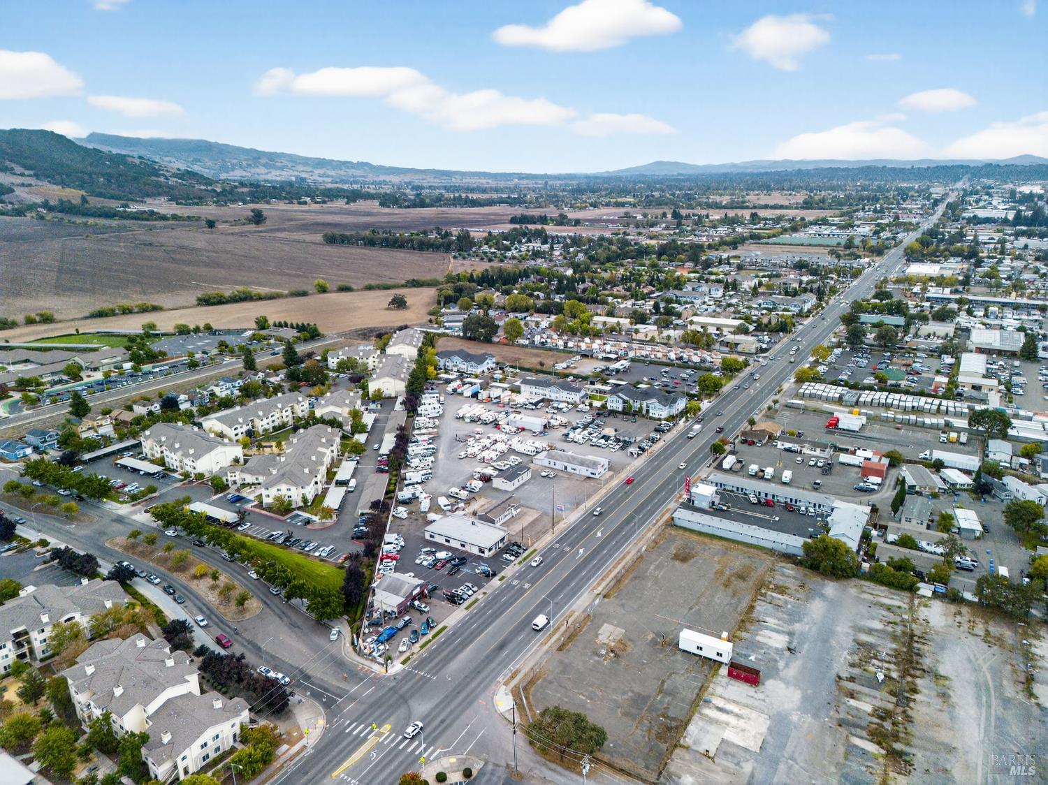 Detail Gallery Image 4 of 40 For 3110 Santa Rosa Ave, Santa Rosa,  CA 95407 - – Beds | – Baths