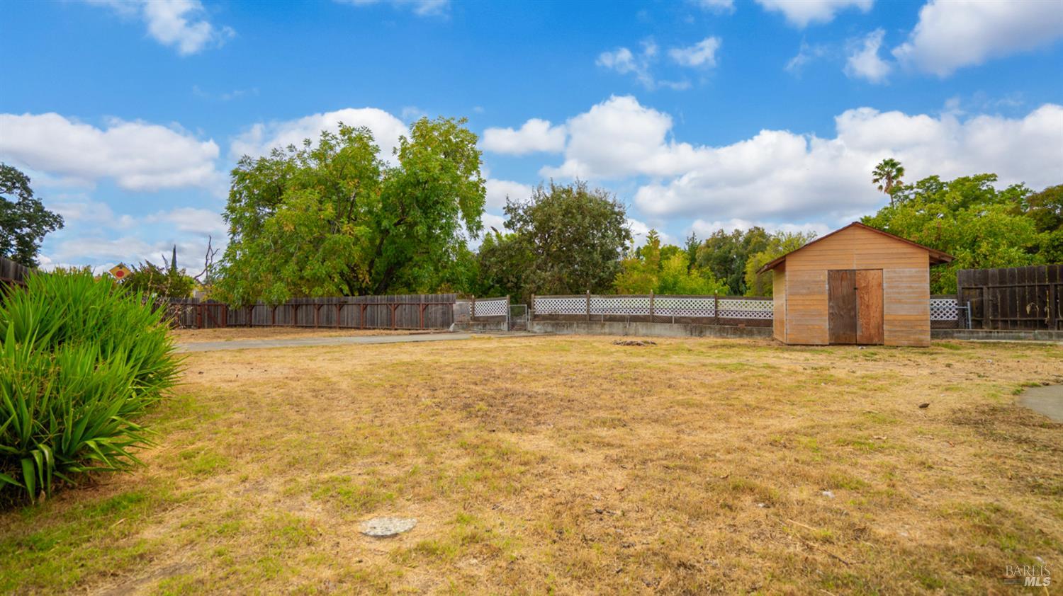 Detail Gallery Image 31 of 34 For 396 Beelard Dr, Vacaville,  CA 95687 - 3 Beds | 2 Baths
