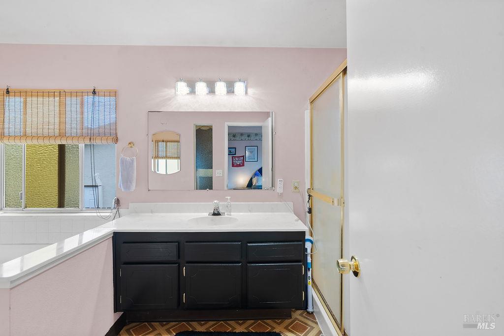 Detail Gallery Image 29 of 49 For 1305 Corcoran Ave, Vallejo,  CA 94589 - 4 Beds | 2/1 Baths