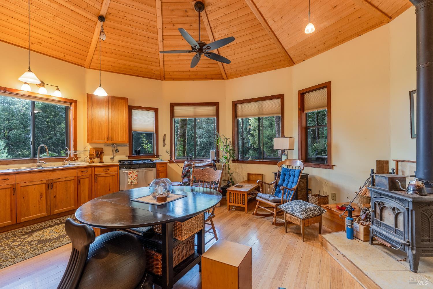 Detail Gallery Image 5 of 52 For 30651 Timberline Rd, Willits,  CA 95490 - 1 Beds | 1 Baths