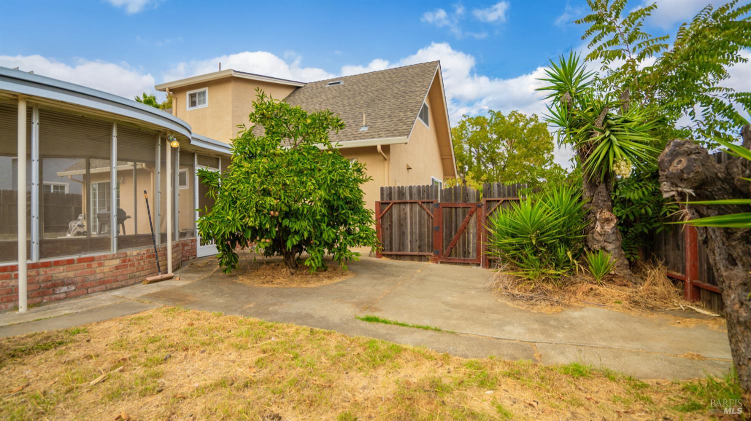 Detail Gallery Image 32 of 34 For 396 Beelard Dr, Vacaville,  CA 95687 - 3 Beds | 2 Baths