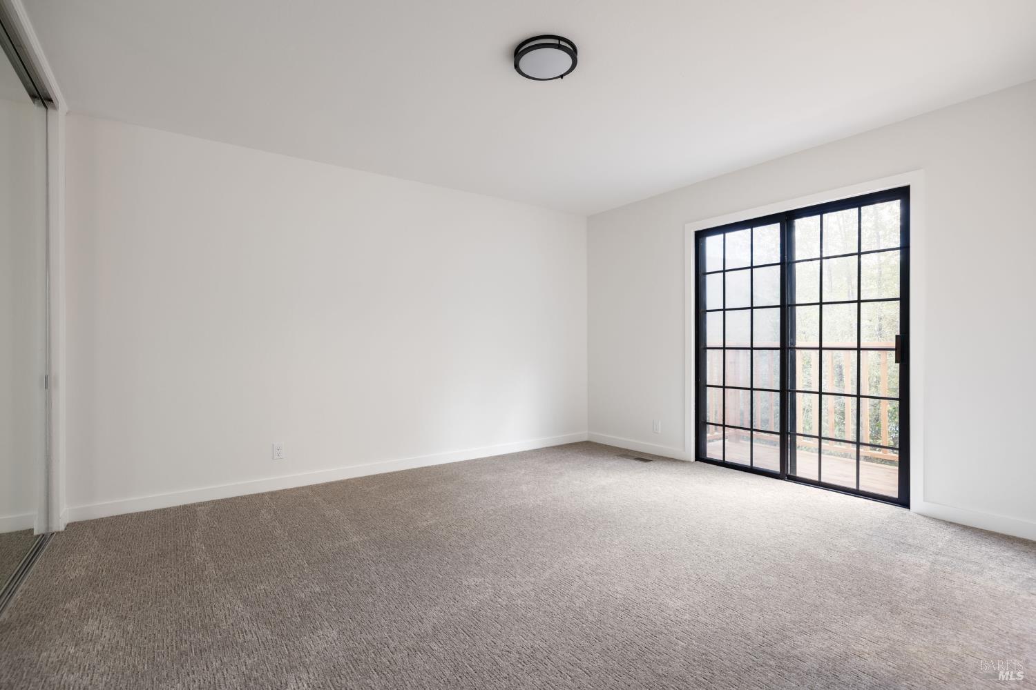 Detail Gallery Image 6 of 21 For 377 Maple Ave, Cotati,  CA 94931 - 4 Beds | 2/1 Baths