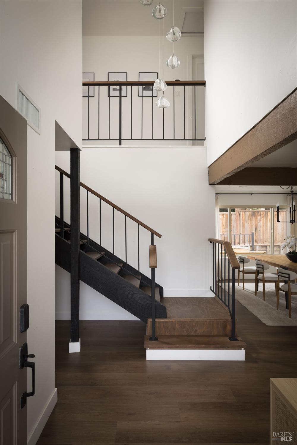 Detail Gallery Image 16 of 36 For 2527 Vintage Ct, Napa,  CA 94558 - 4 Beds | 2/1 Baths