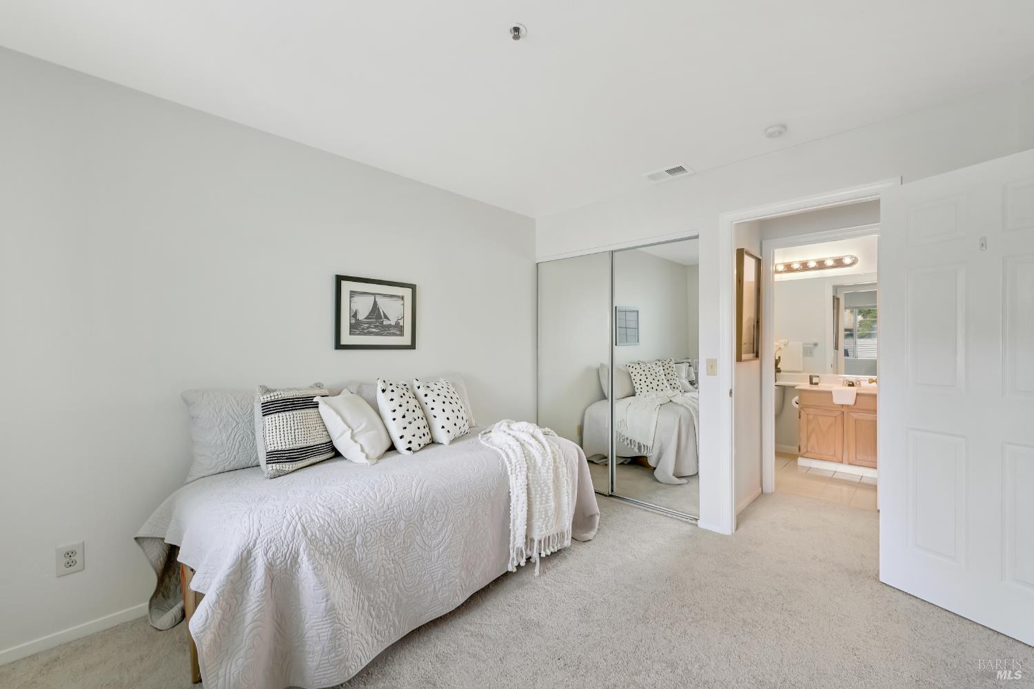 Detail Gallery Image 22 of 32 For 506 Dursey Dr, Pinole,  CA 94564 - 2 Beds | 2 Baths