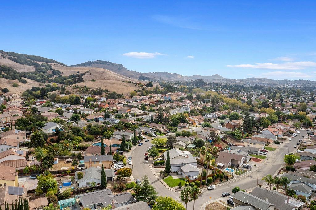 Detail Gallery Image 48 of 49 For 1305 Corcoran Ave, Vallejo,  CA 94589 - 4 Beds | 2/1 Baths