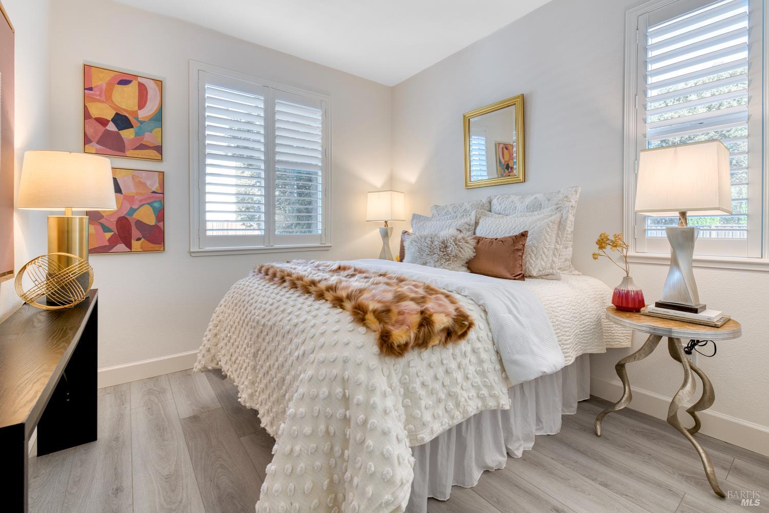 Detail Gallery Image 18 of 41 For 704 Granite Ln, Fairfield,  CA 94534 - 5 Beds | 3 Baths