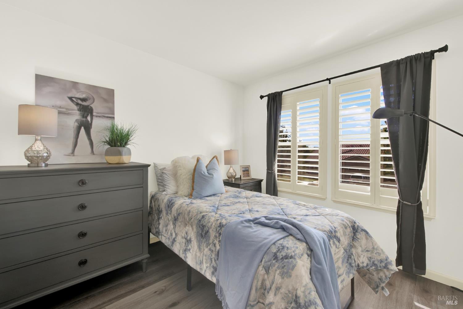 Detail Gallery Image 24 of 43 For 58 Sea Breeze Ct, Napa,  CA 94559 - 4 Beds | 2/1 Baths