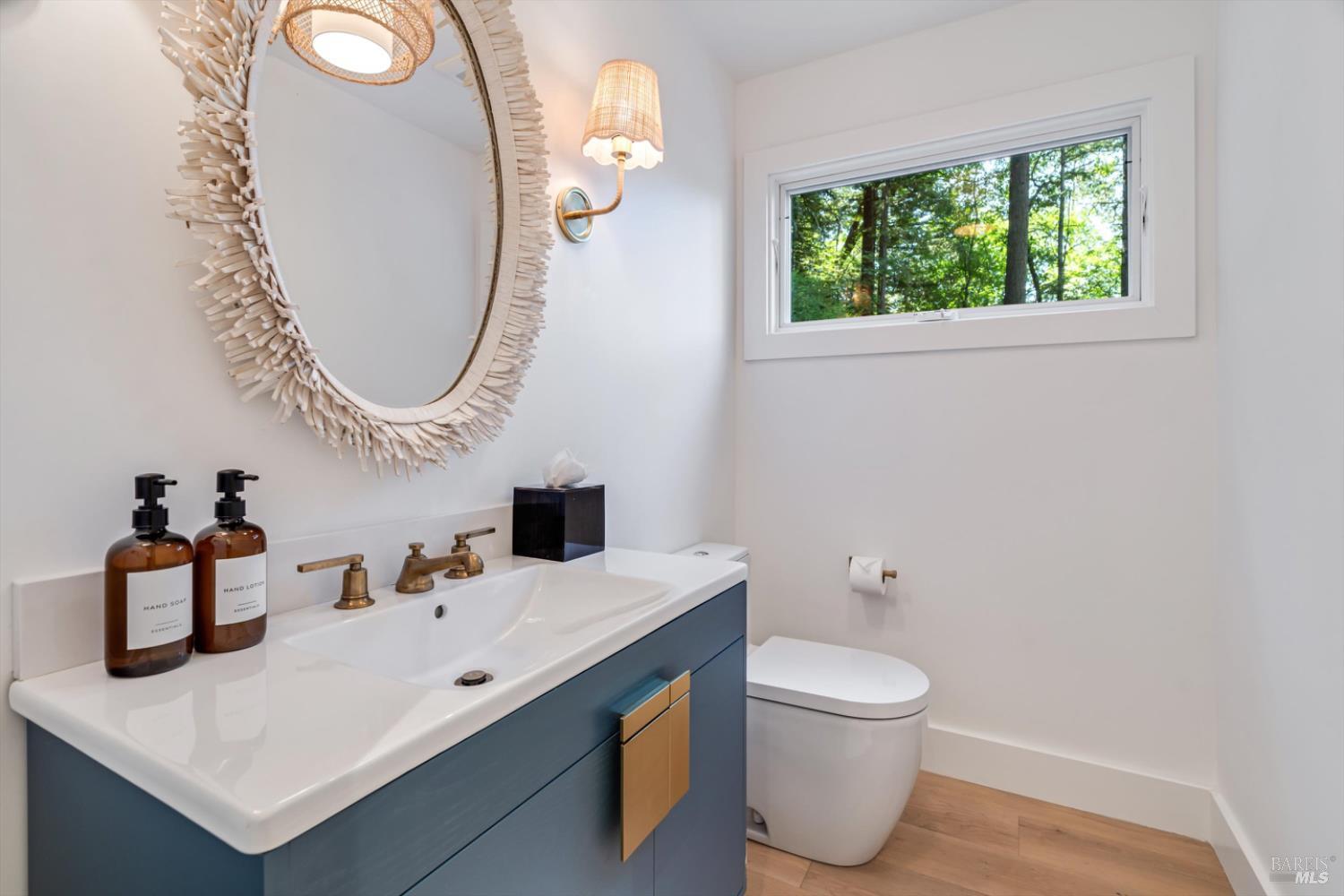 Detail Gallery Image 17 of 40 For 5144 Sharp Rd, Calistoga,  CA 94515 - 3 Beds | 4/1 Baths