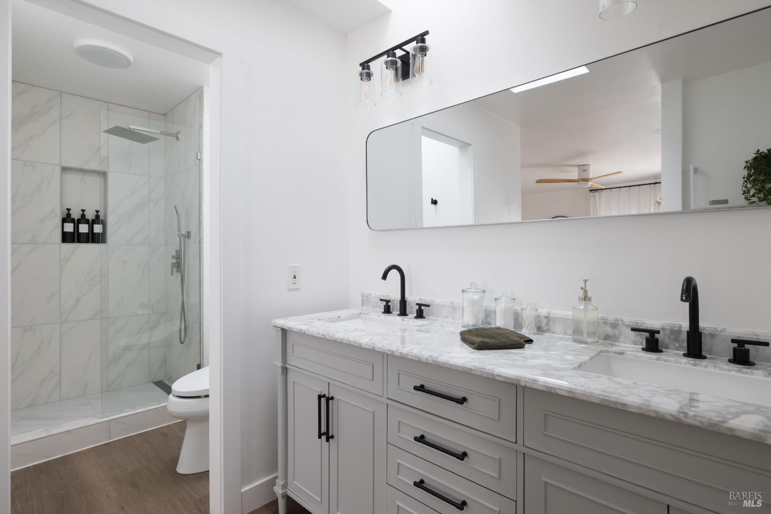 Detail Gallery Image 21 of 36 For 2527 Vintage Ct, Napa,  CA 94558 - 4 Beds | 2/1 Baths