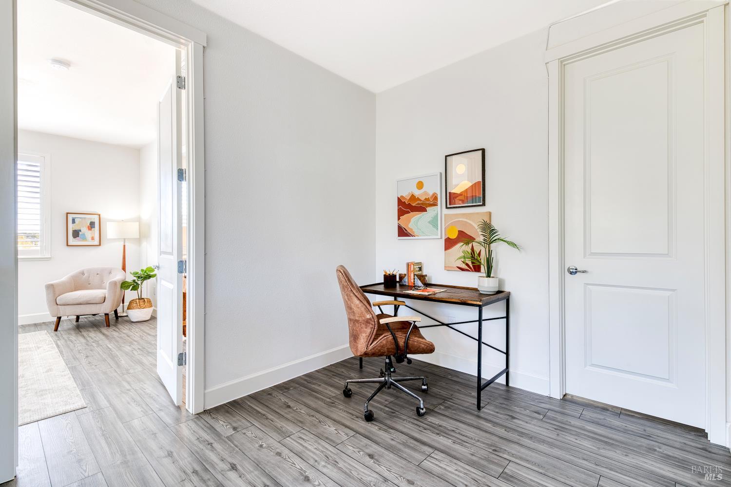 Detail Gallery Image 22 of 41 For 704 Granite Ln, Fairfield,  CA 94534 - 5 Beds | 3 Baths