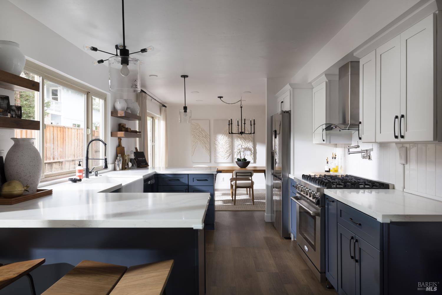 Detail Gallery Image 10 of 36 For 2527 Vintage Ct, Napa,  CA 94558 - 4 Beds | 2/1 Baths