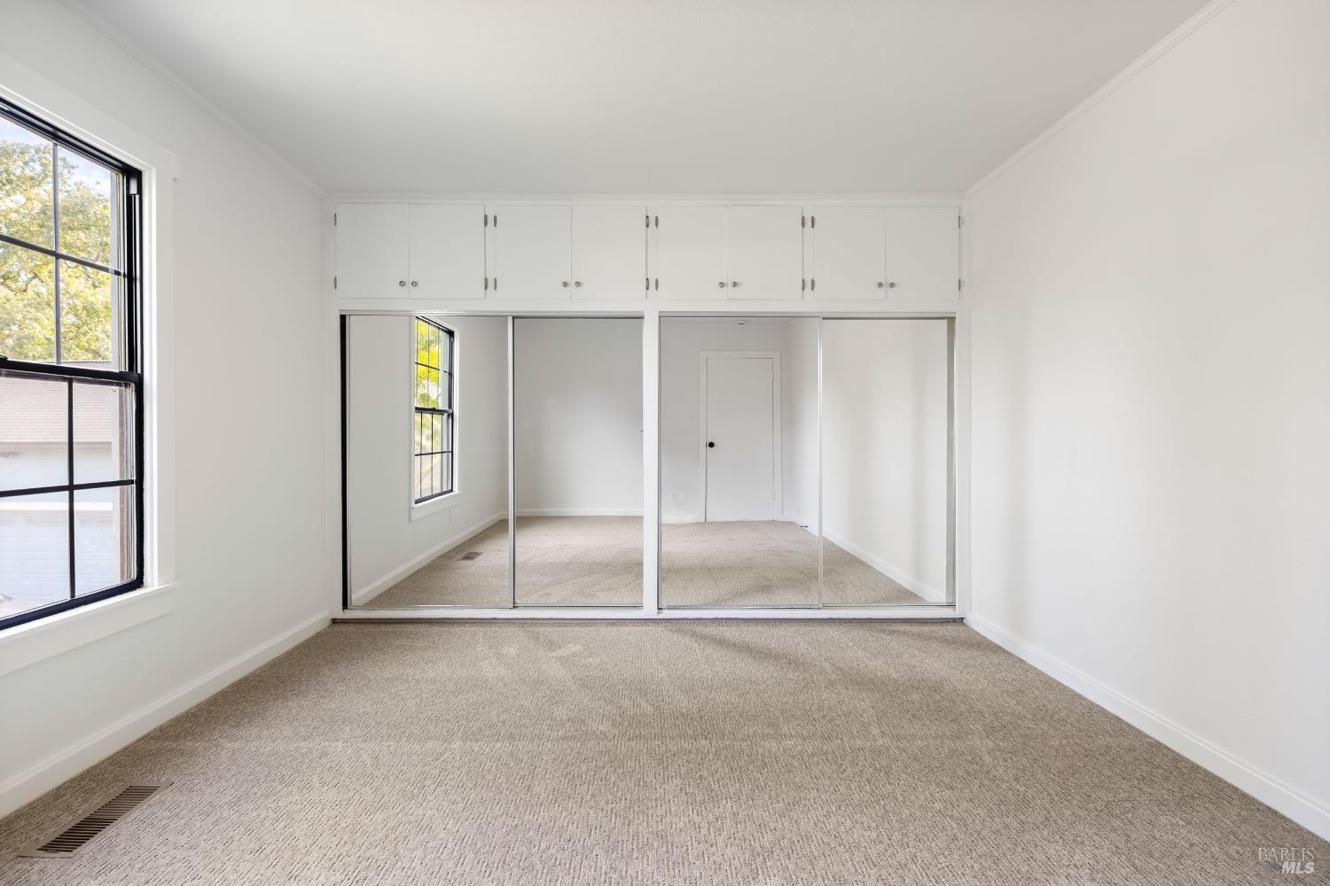 Detail Gallery Image 5 of 21 For 377 Maple Ave, Cotati,  CA 94931 - 4 Beds | 2/1 Baths