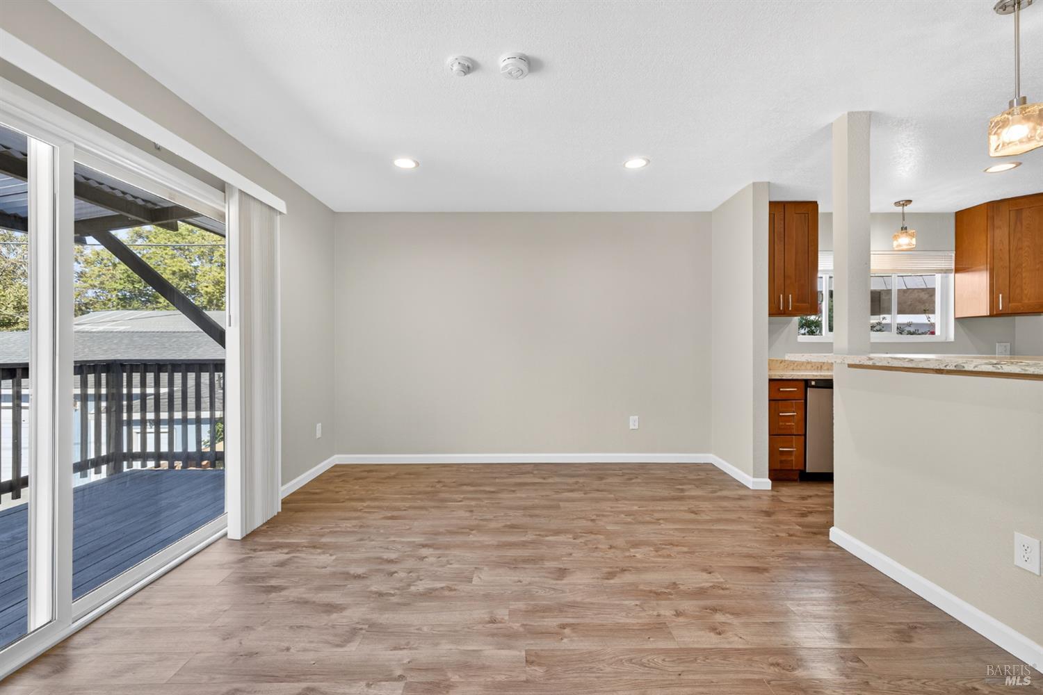 Detail Gallery Image 9 of 43 For 497 Sebastopol Ave, Santa Rosa,  CA 95401 - – Beds | – Baths