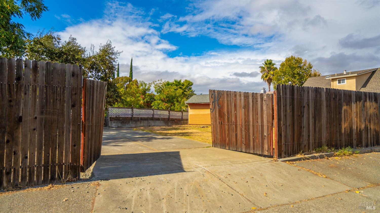 Detail Gallery Image 28 of 34 For 396 Beelard Dr, Vacaville,  CA 95687 - 3 Beds | 2 Baths