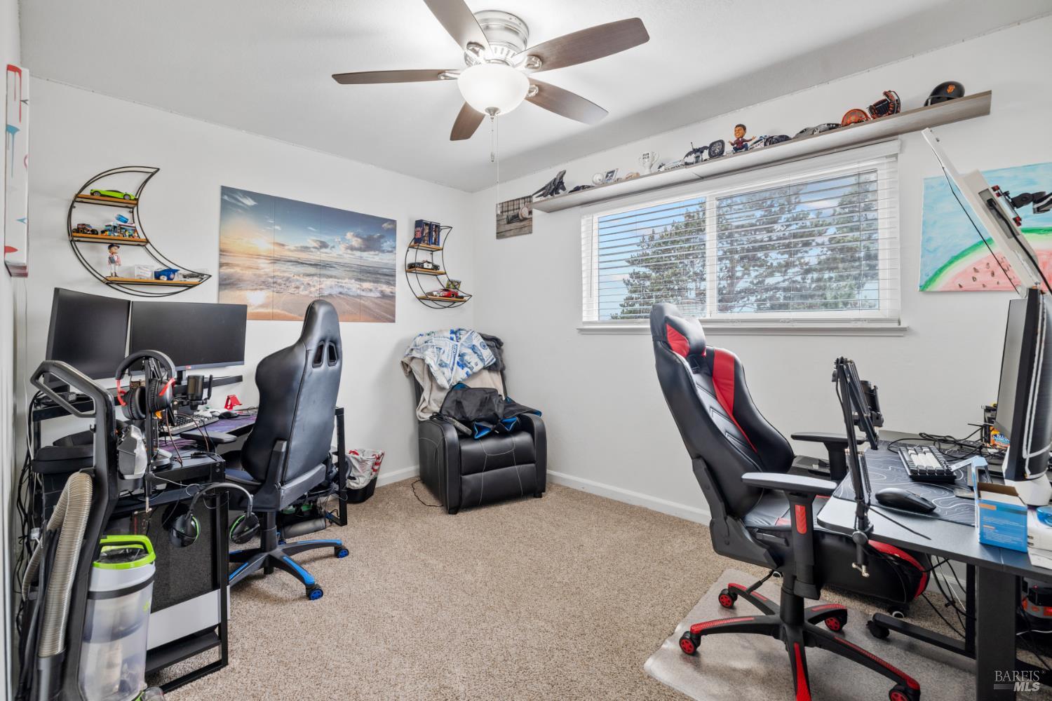 Detail Gallery Image 30 of 48 For 831 Wood Ln, Petaluma,  CA 94954 - 4 Beds | 3 Baths