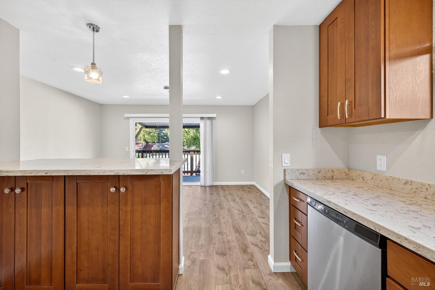 Detail Gallery Image 4 of 43 For 497 Sebastopol Ave, Santa Rosa,  CA 95401 - – Beds | – Baths