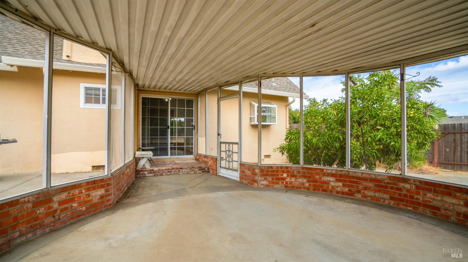 Detail Gallery Image 24 of 34 For 396 Beelard Dr, Vacaville,  CA 95687 - 3 Beds | 2 Baths