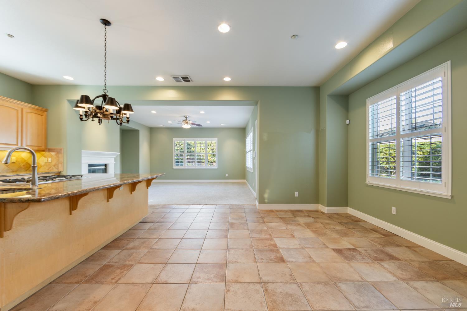 Detail Gallery Image 14 of 32 For 1187 Ingram Dr, Sonoma,  CA 95476 - 3 Beds | 3/1 Baths