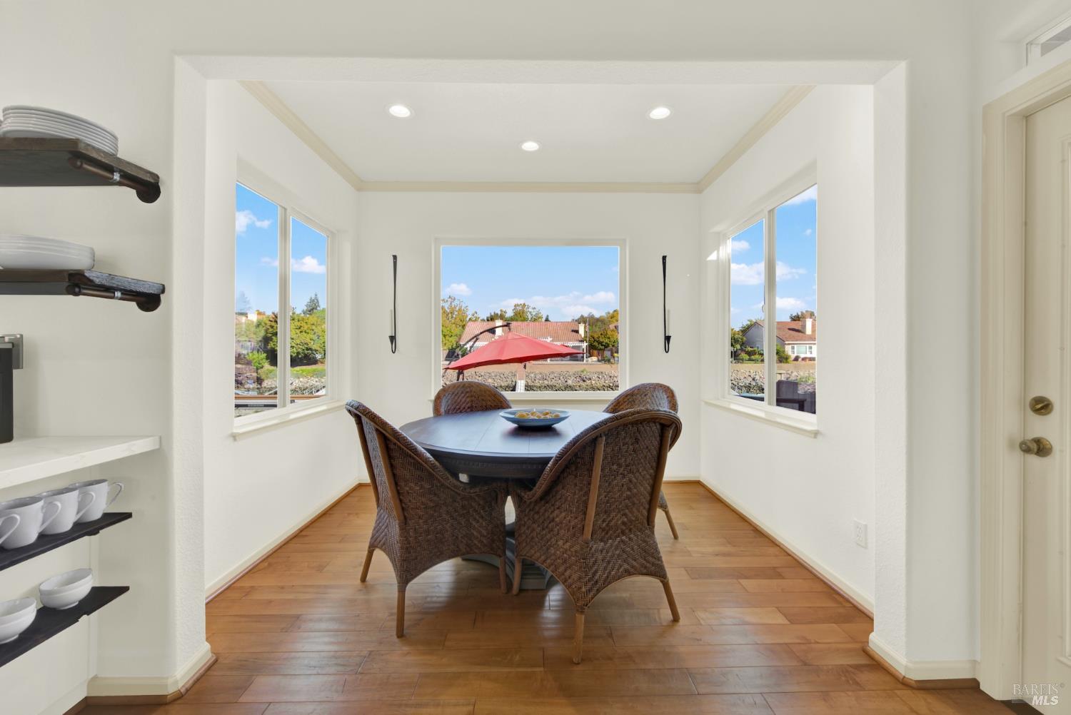 Detail Gallery Image 20 of 43 For 58 Sea Breeze Ct, Napa,  CA 94559 - 4 Beds | 2/1 Baths