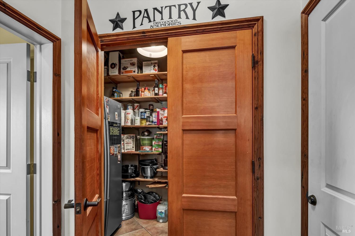 Detail Gallery Image 17 of 51 For 5963 Eickhoff Rd, Lakeport,  CA 95453 - 4 Beds | 2 Baths