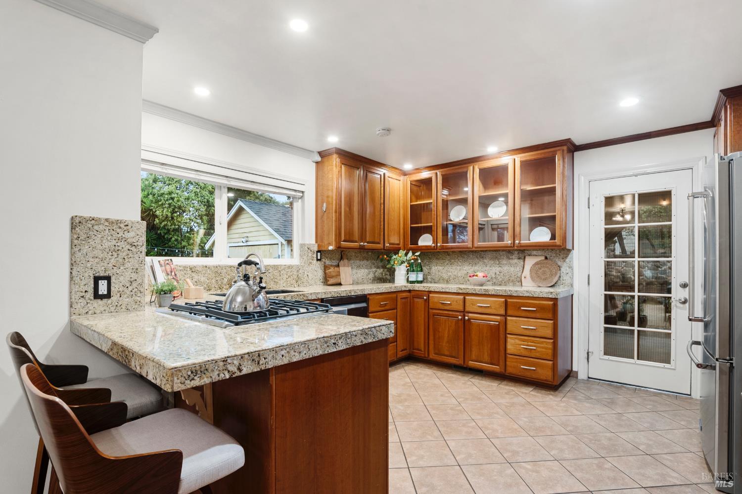 Detail Gallery Image 14 of 38 For 1212 East Ave, Napa,  CA 94559 - 2 Beds | 1 Baths