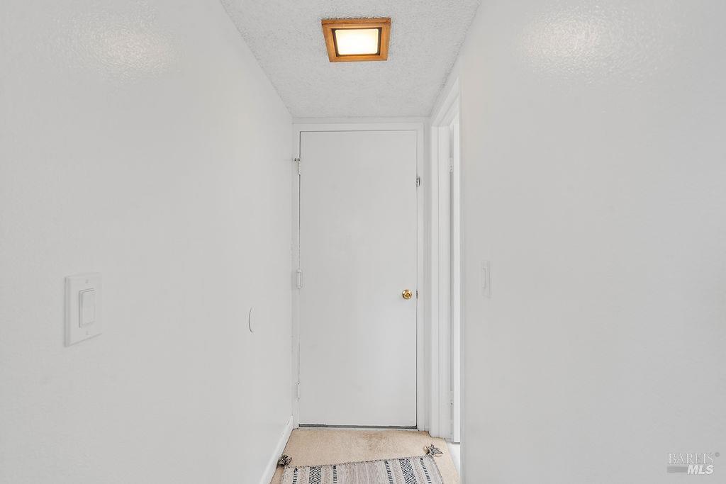 Detail Gallery Image 21 of 49 For 1305 Corcoran Ave, Vallejo,  CA 94589 - 4 Beds | 2/1 Baths