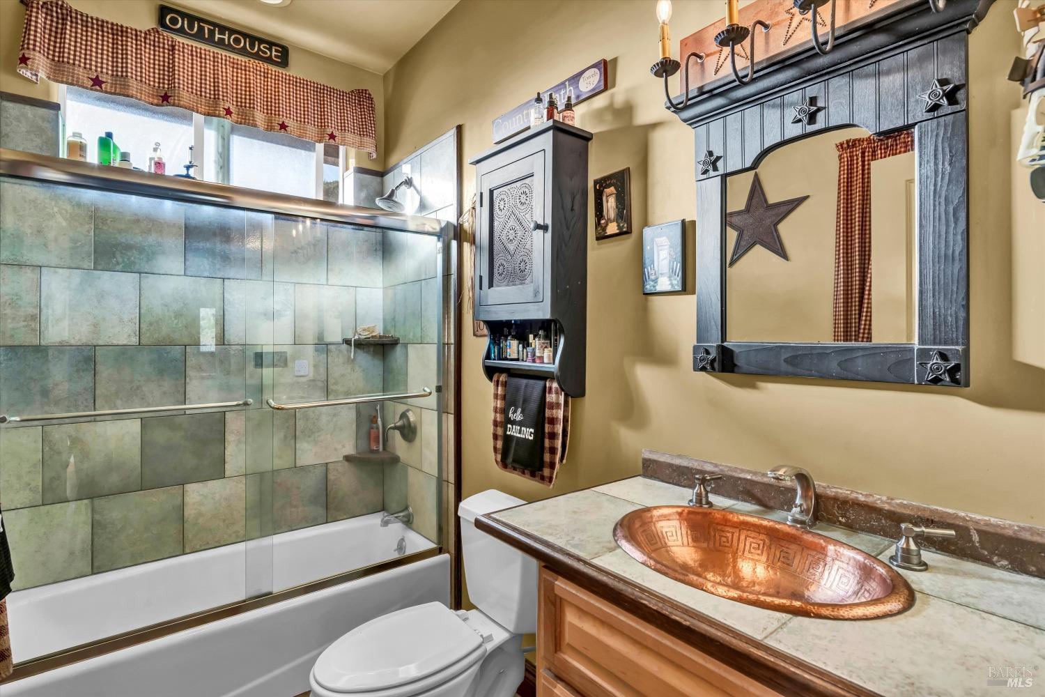 Detail Gallery Image 19 of 51 For 5963 Eickhoff Rd, Lakeport,  CA 95453 - 4 Beds | 2 Baths