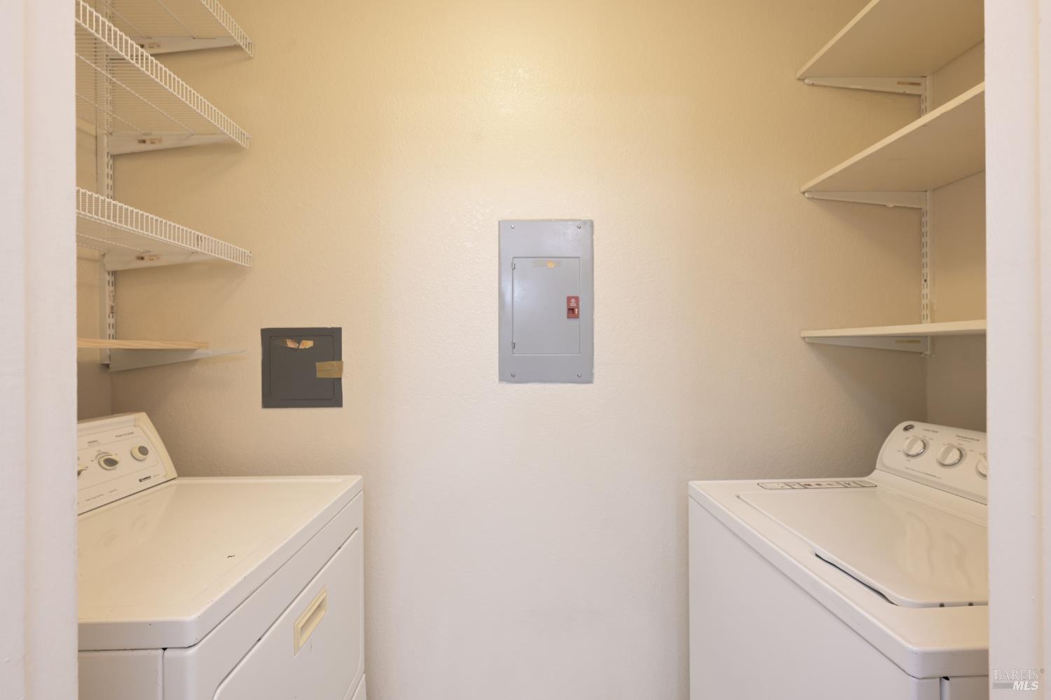 Detail Gallery Image 24 of 32 For 506 Dursey Dr, Pinole,  CA 94564 - 2 Beds | 2 Baths