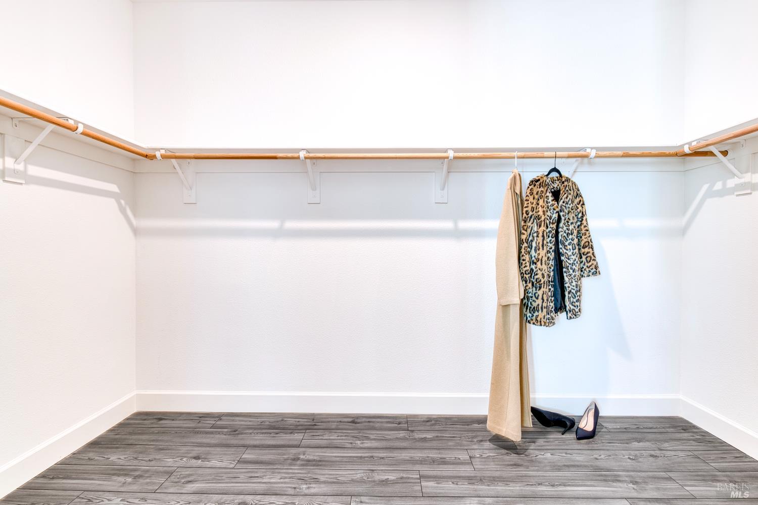 Detail Gallery Image 26 of 41 For 704 Granite Ln, Fairfield,  CA 94534 - 5 Beds | 3 Baths