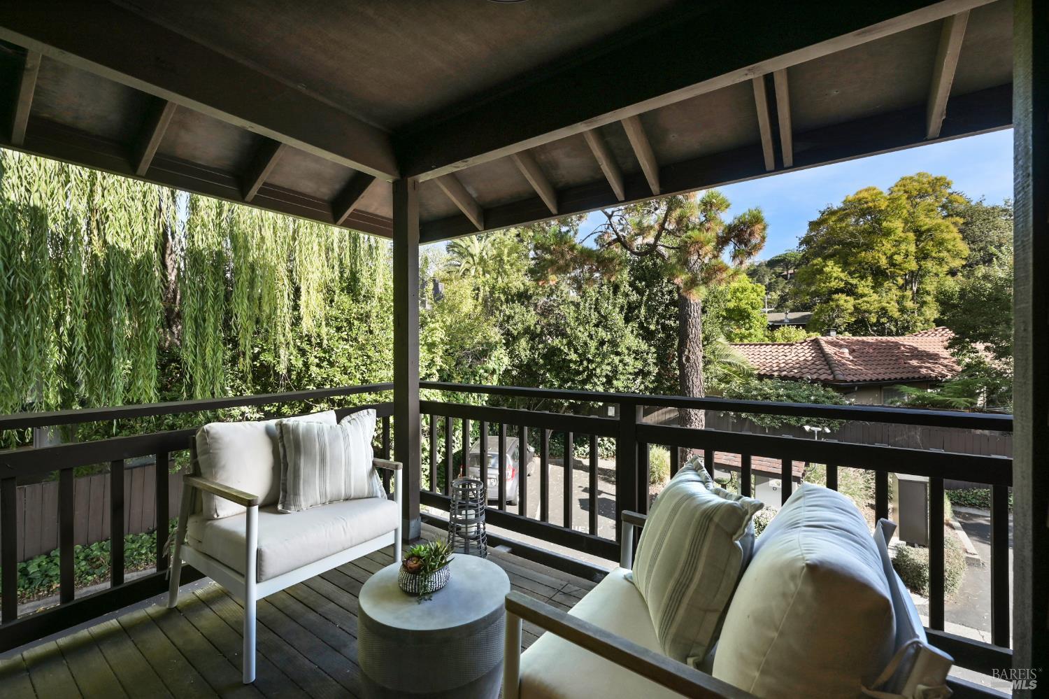 Detail Gallery Image 24 of 29 For 1 Aspen Ct, San Anselmo,  CA 94960 - 2 Beds | 1/1 Baths