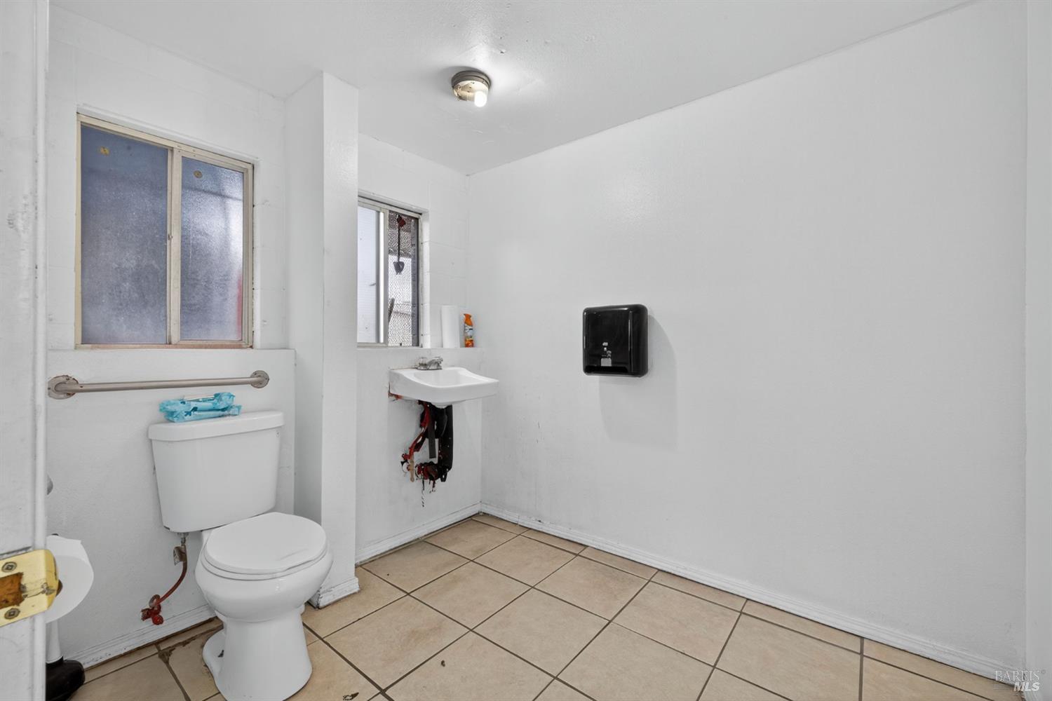 Detail Gallery Image 24 of 40 For 3110 Santa Rosa Ave, Santa Rosa,  CA 95407 - – Beds | – Baths