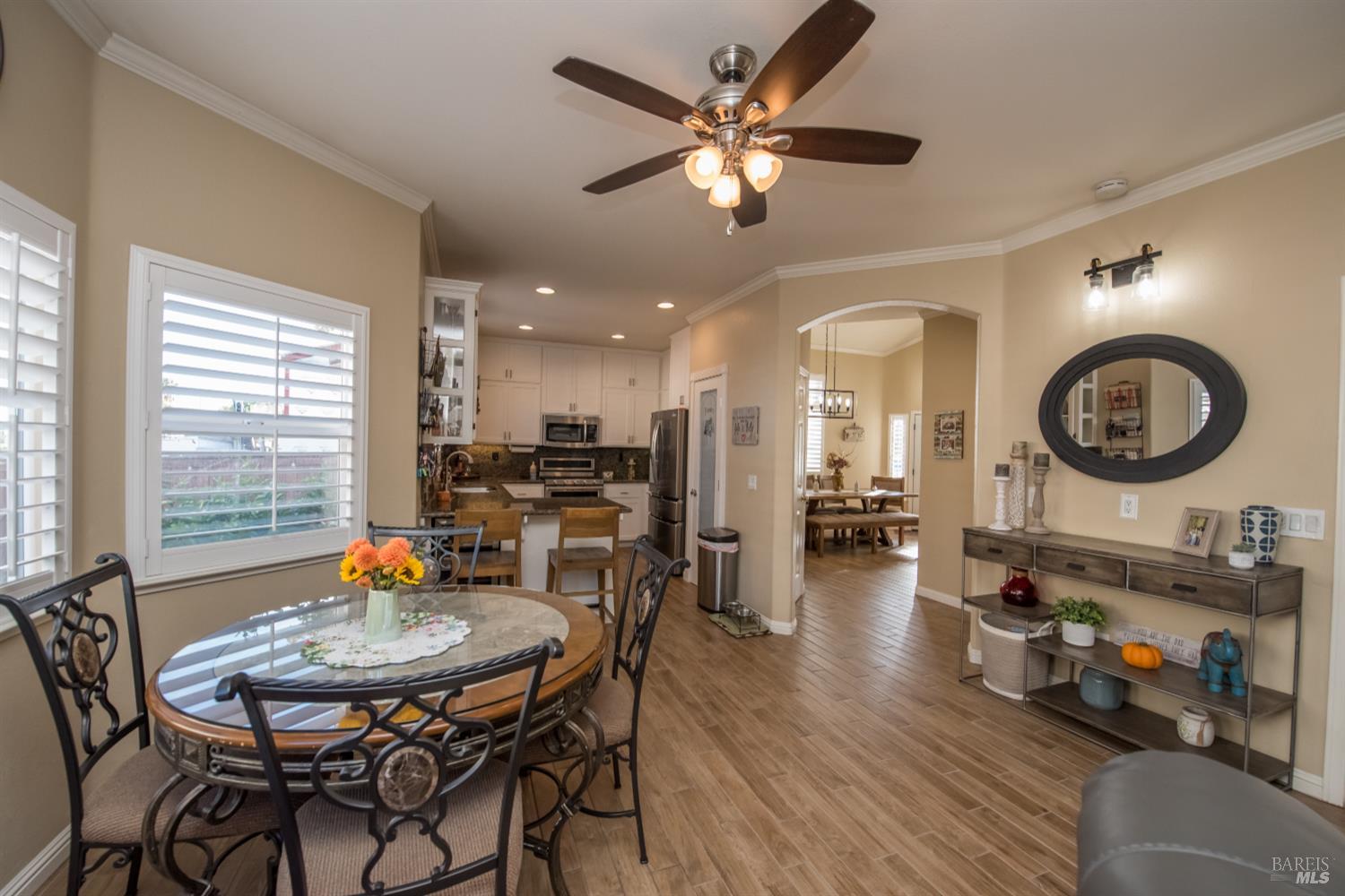 Detail Gallery Image 14 of 36 For 2234 Gold Leaf Ln, Santa Rosa,  CA 95403 - 4 Beds | 2/1 Baths