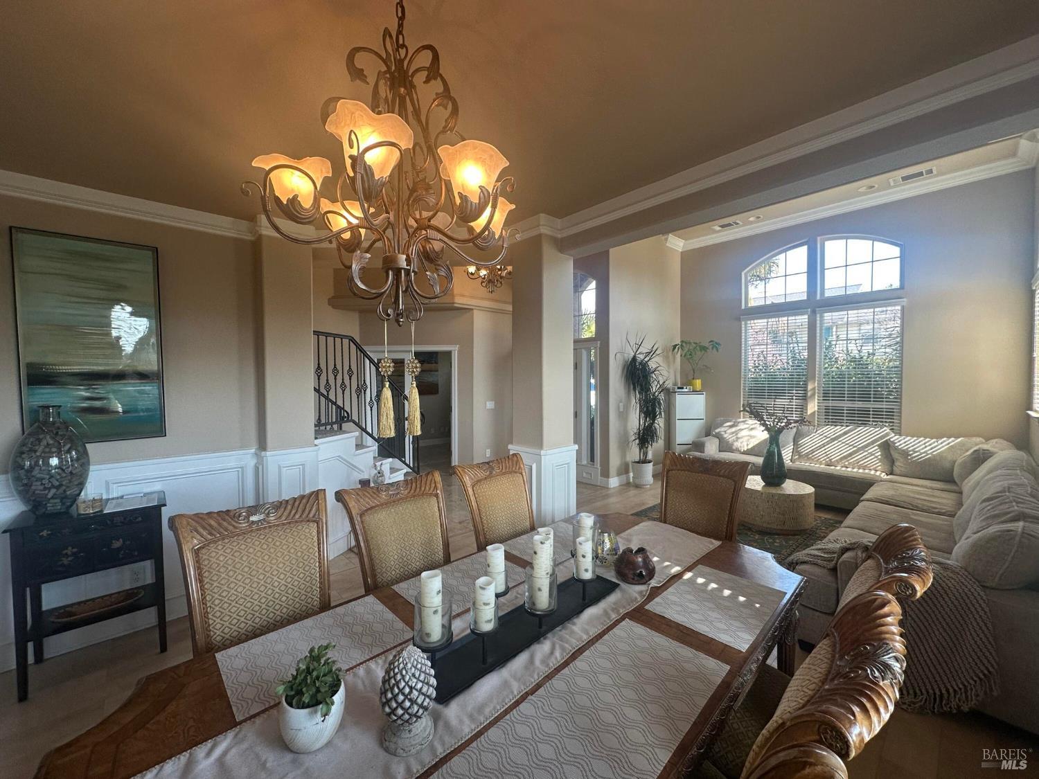 Detail Gallery Image 10 of 20 For 6260 Carmel Dr, Redding,  CA 96003 - 4 Beds | 2/1 Baths