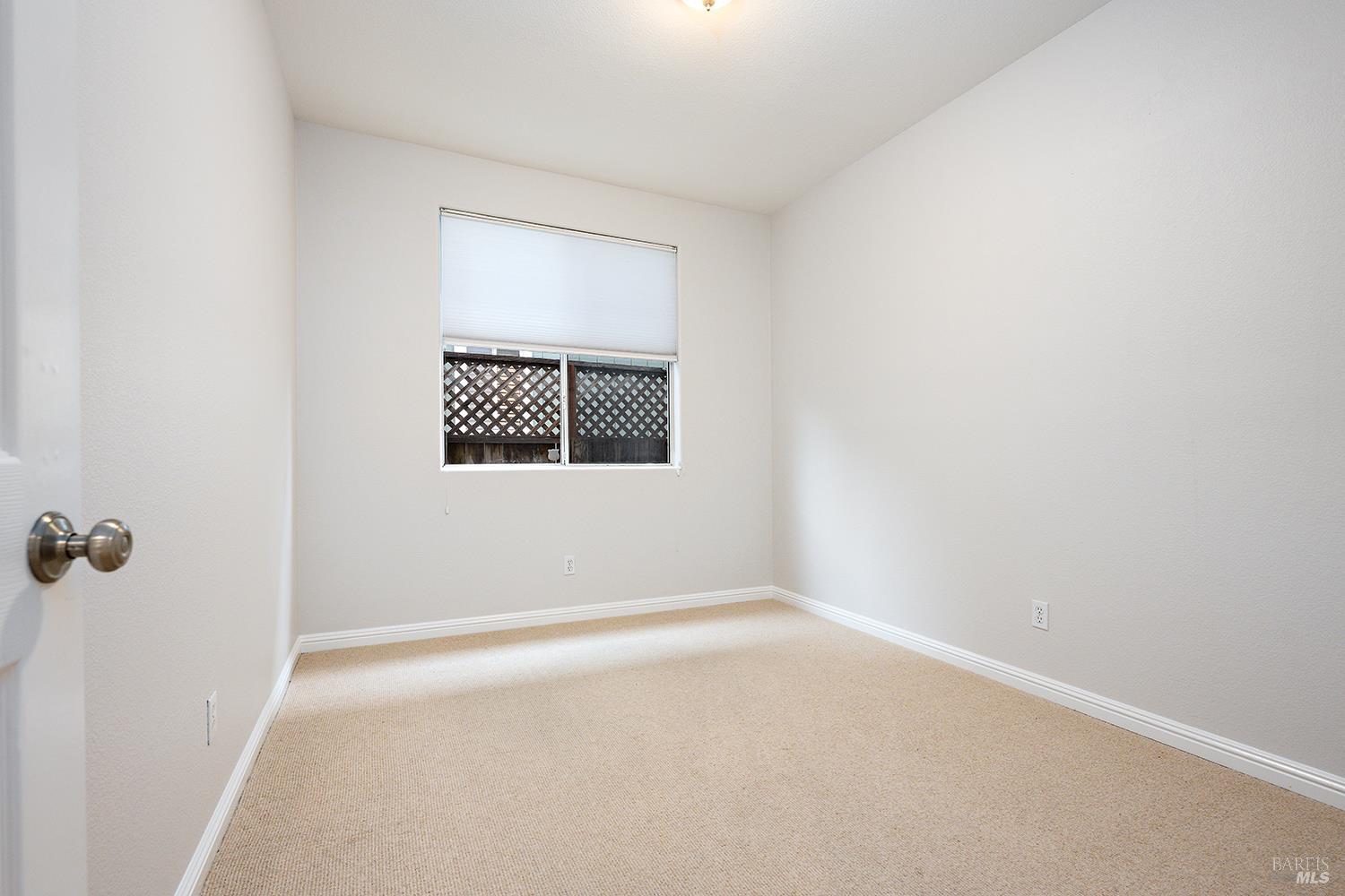 Detail Gallery Image 19 of 34 For 2599 Silver Spur Dr, Santa Rosa,  CA 95407 - 3 Beds | 2 Baths