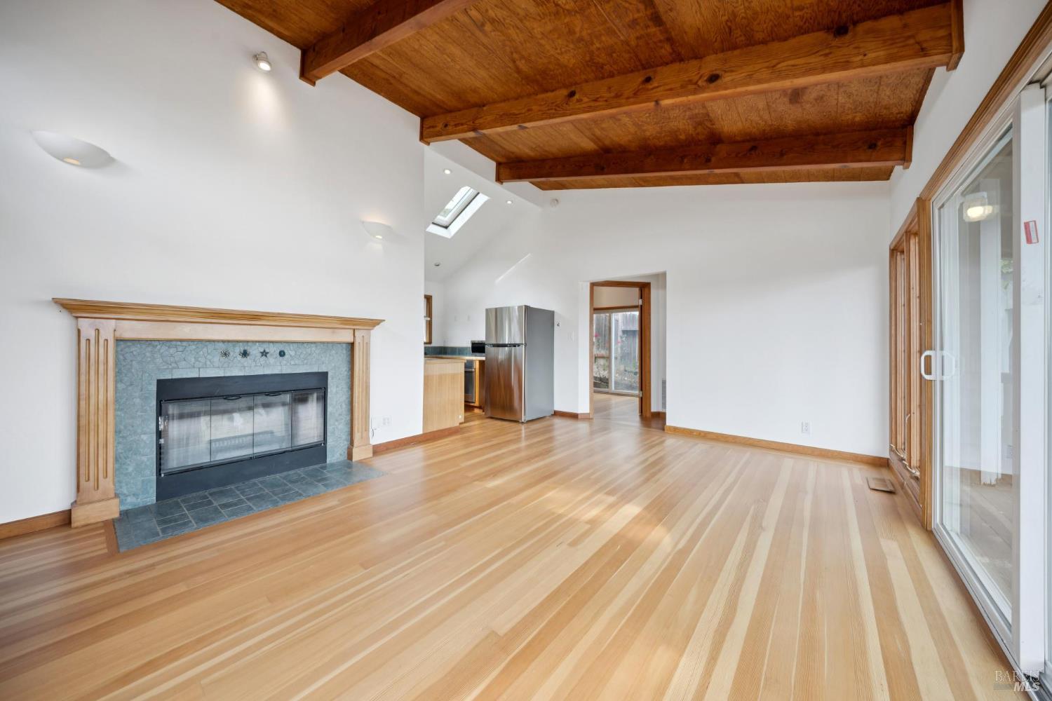 Detail Gallery Image 9 of 27 For 177 Oak Dr, San Rafael,  CA 94901 - 1 Beds | 1 Baths