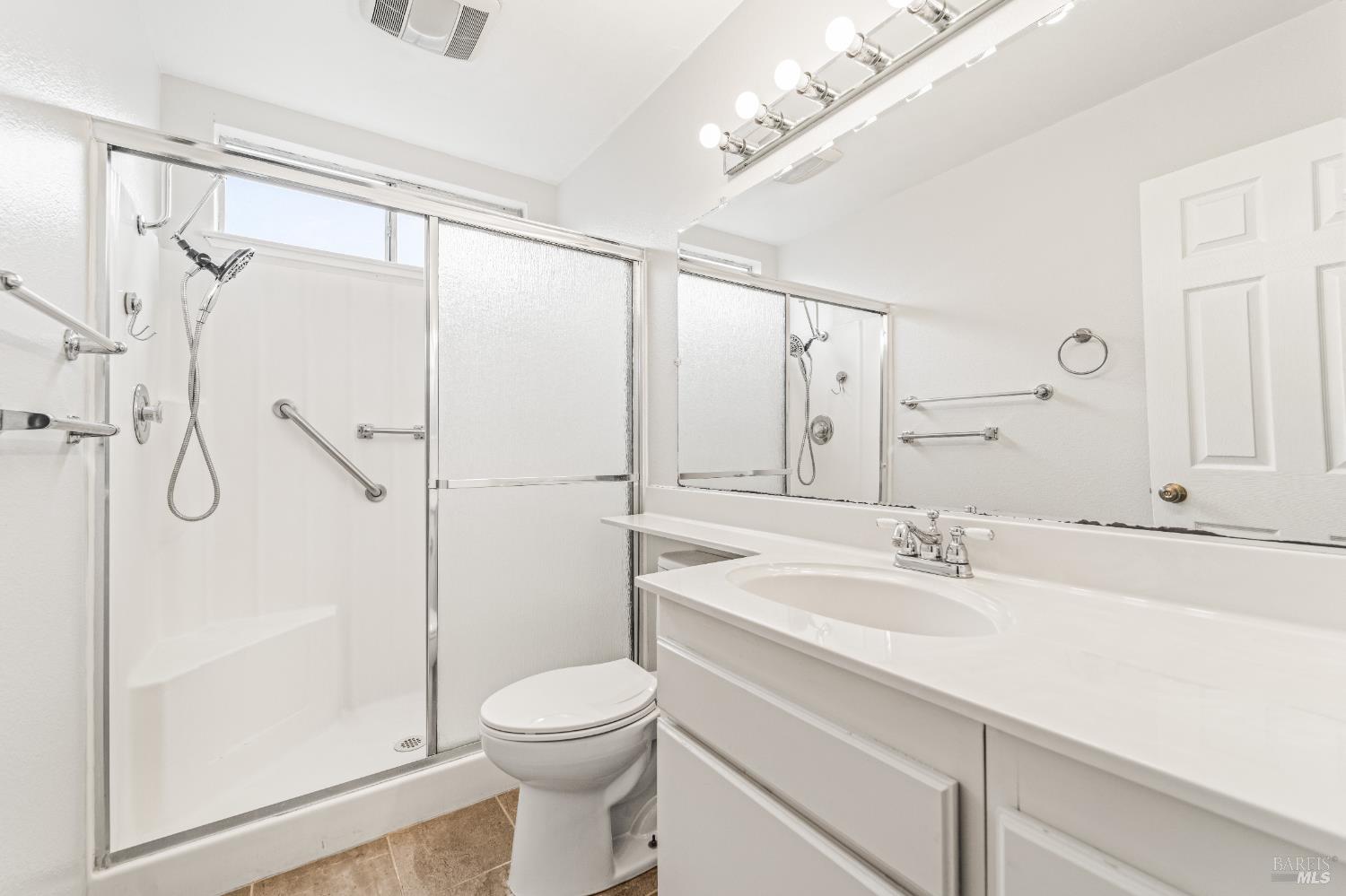 Detail Gallery Image 28 of 39 For 790 Arbor Oaks Dr, Vacaville,  CA 95687 - 4 Beds | 2 Baths