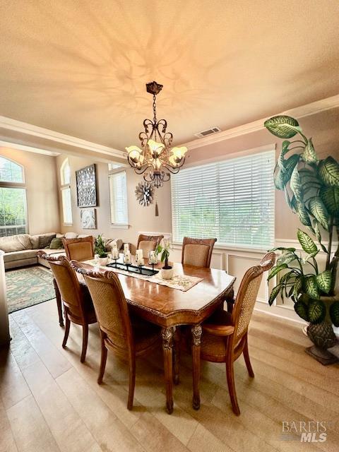 Detail Gallery Image 9 of 20 For 6260 Carmel Dr, Redding,  CA 96003 - 4 Beds | 2/1 Baths