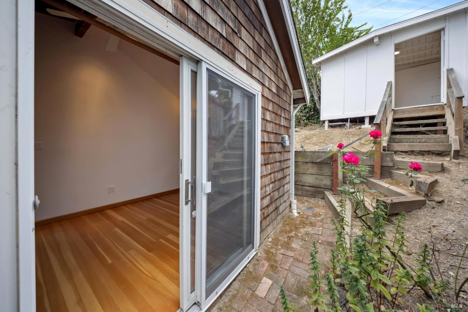 Detail Gallery Image 21 of 27 For 177 Oak Dr, San Rafael,  CA 94901 - 1 Beds | 1 Baths