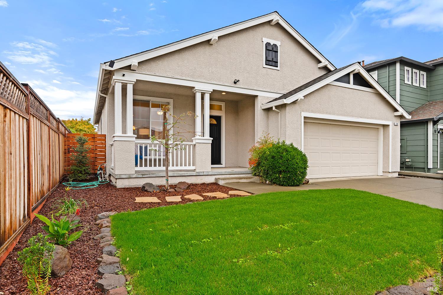 Detail Gallery Image 4 of 34 For 2599 Silver Spur Dr, Santa Rosa,  CA 95407 - 3 Beds | 2 Baths