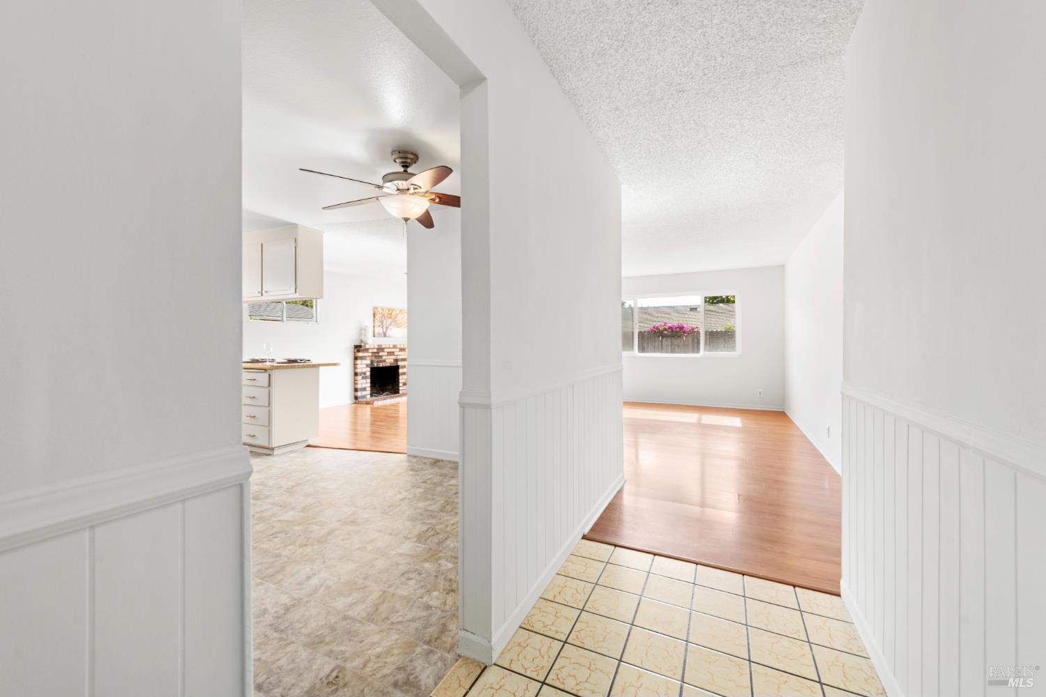 Detail Gallery Image 14 of 44 For 190 Fairview Dr, Vacaville,  CA 95687 - 4 Beds | 2 Baths