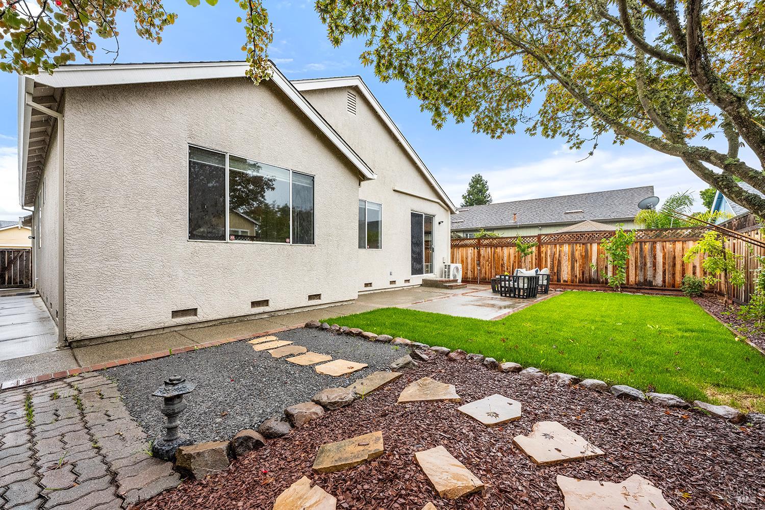 Detail Gallery Image 32 of 34 For 2599 Silver Spur Dr, Santa Rosa,  CA 95407 - 3 Beds | 2 Baths