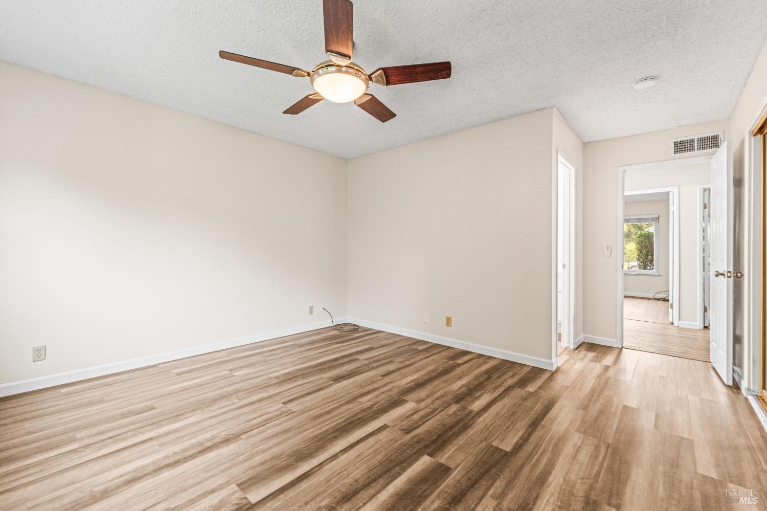 Detail Gallery Image 27 of 39 For 790 Arbor Oaks Dr, Vacaville,  CA 95687 - 4 Beds | 2 Baths