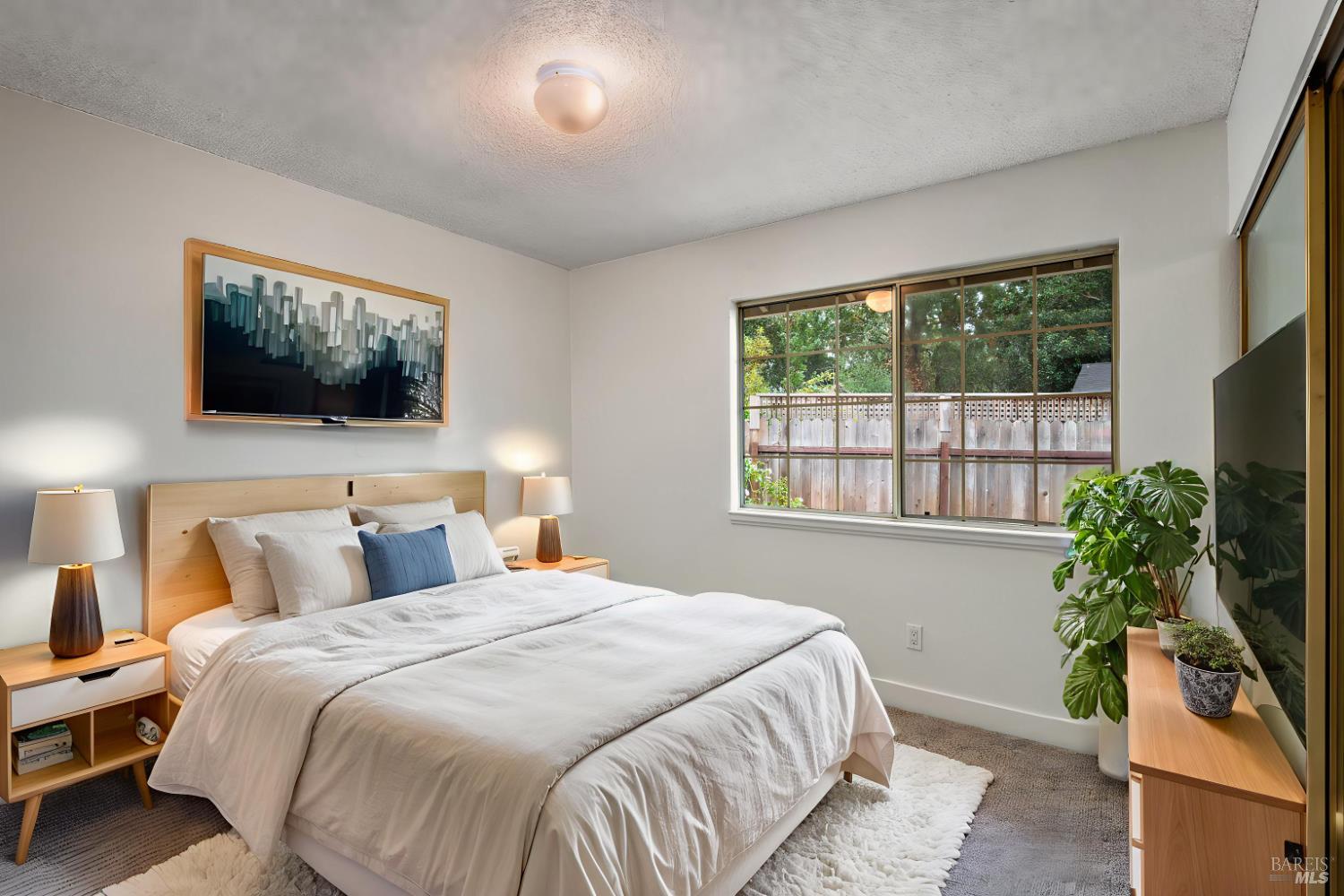 Detail Gallery Image 24 of 37 For 2158 Rivera Dr, Santa Rosa,  CA 95409 - 3 Beds | 2 Baths