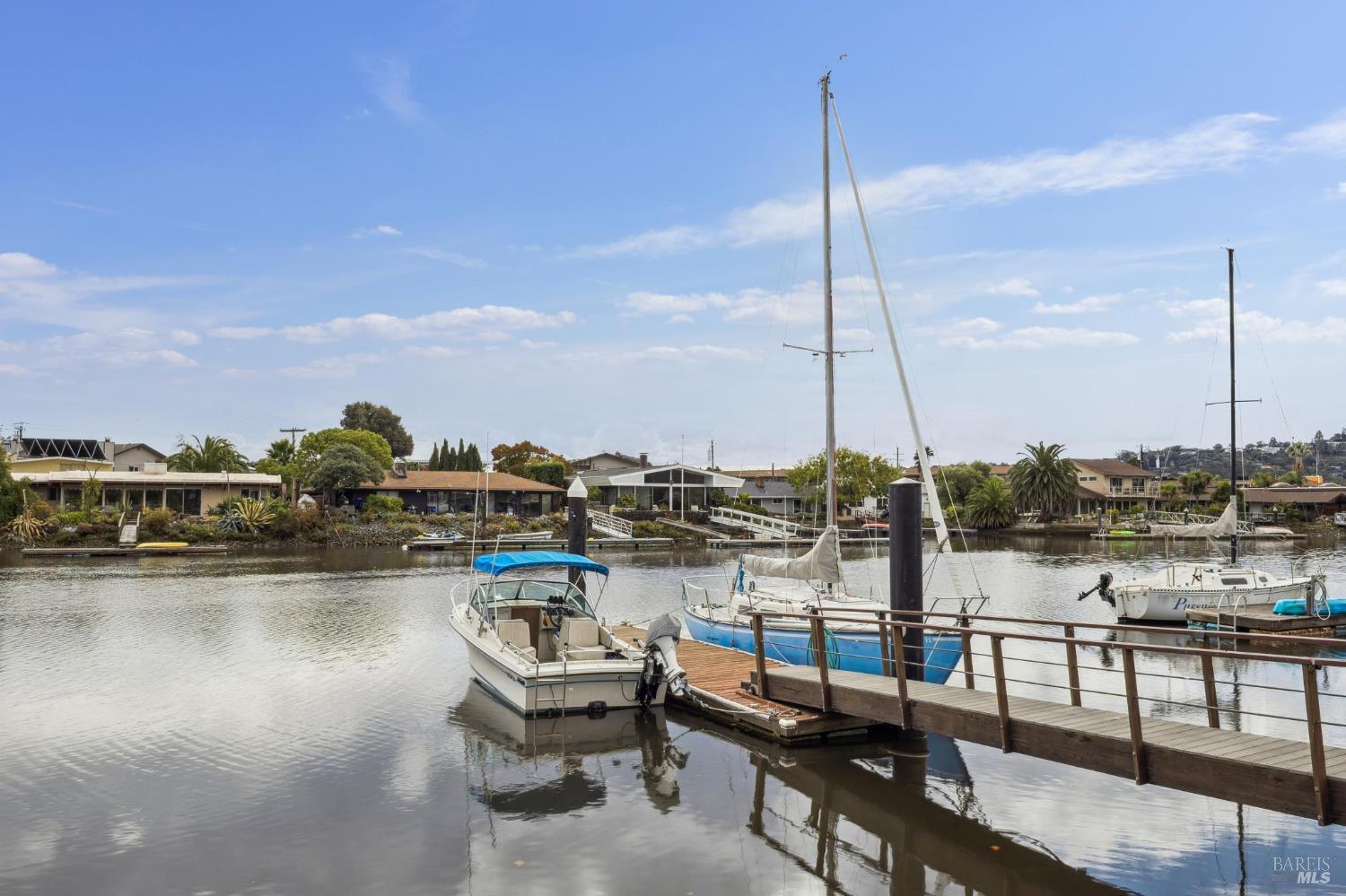 Detail Gallery Image 43 of 52 For 20 Porto Bello Dr, San Rafael,  CA 94901 - 2 Beds | 2 Baths