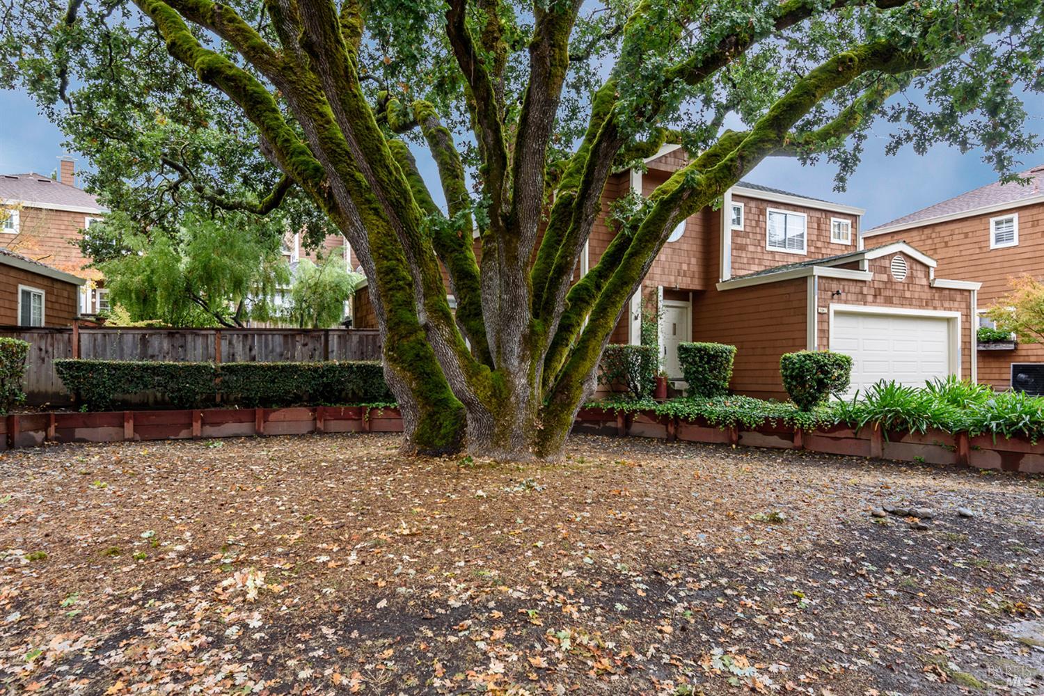 Detail Gallery Image 37 of 38 For 2647 Lago Oaks Dr, Santa Rosa,  CA 95405 - 4 Beds | 2/1 Baths